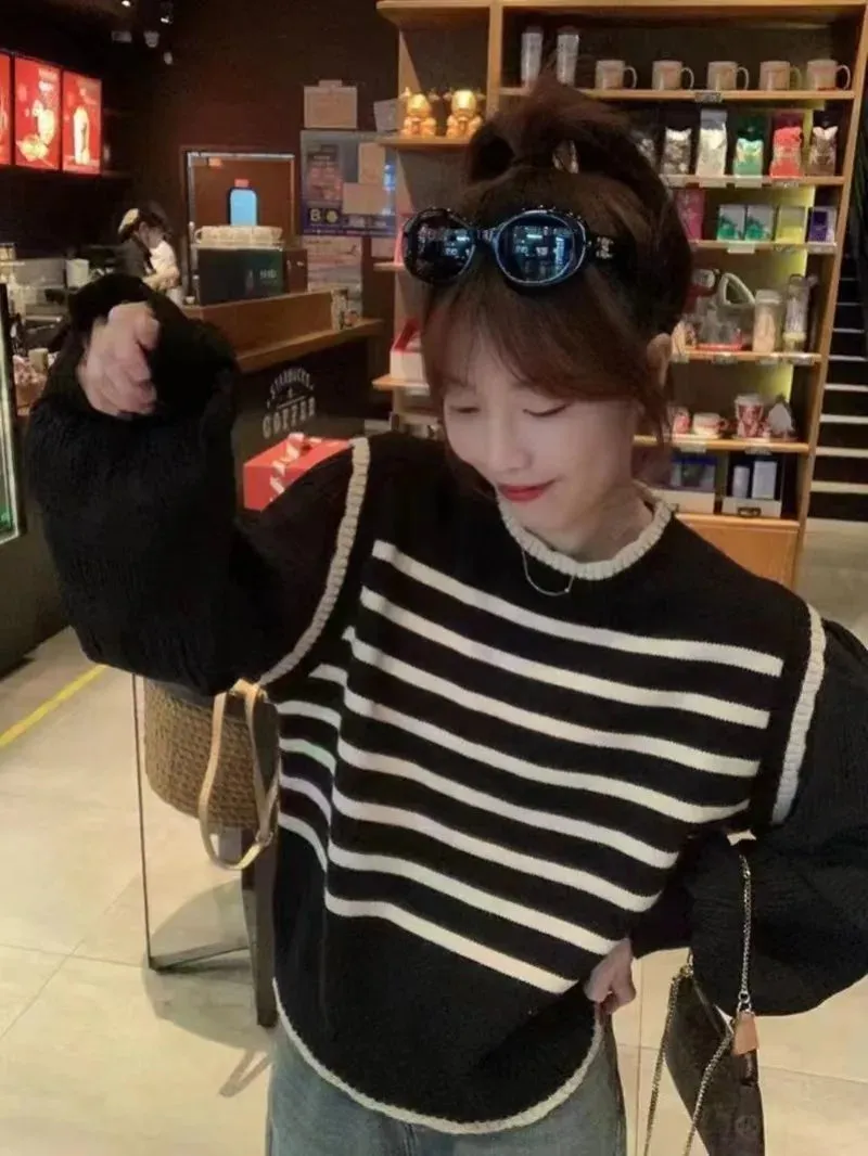 Black & White Striped Knit Patchwork Sleeve Pullover
