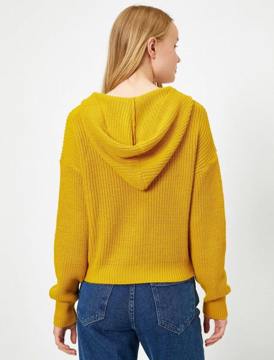 Cropped Hoodie Sweater in Mustard