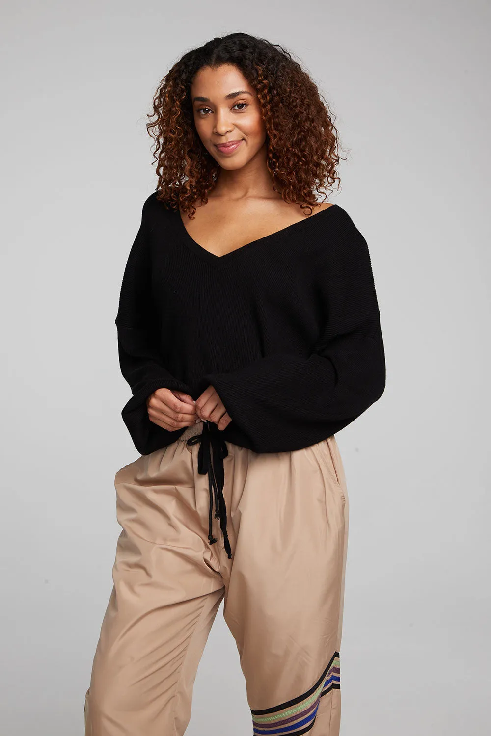 Diamond Deep Black Sweater