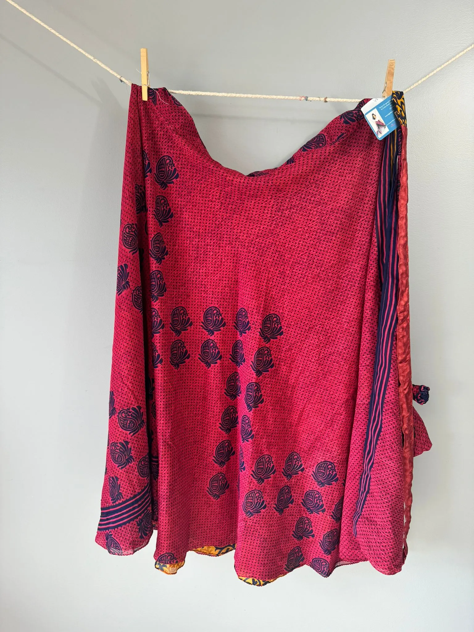 Festive Regular Calf R20