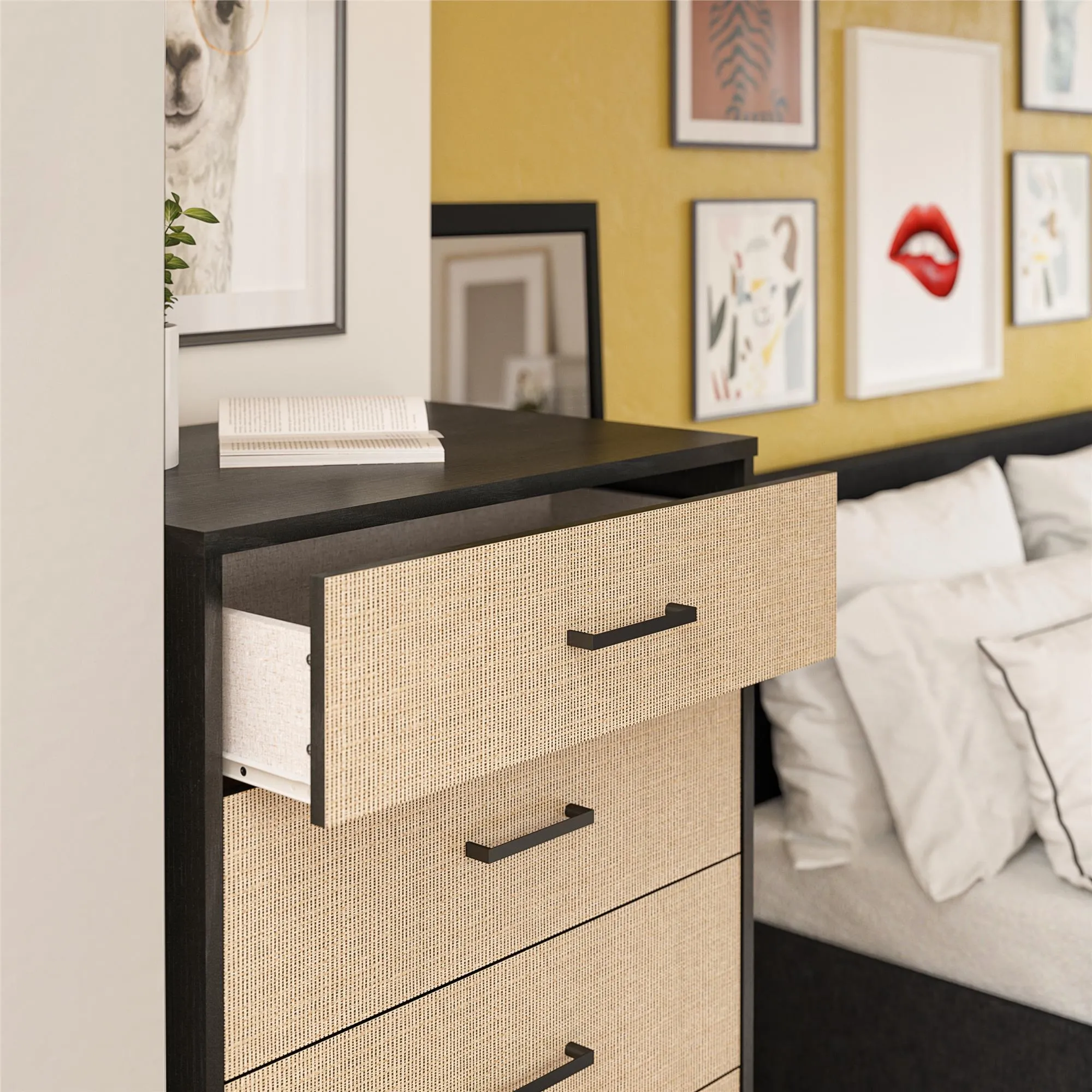 Kelly 5 Drawer Dresser