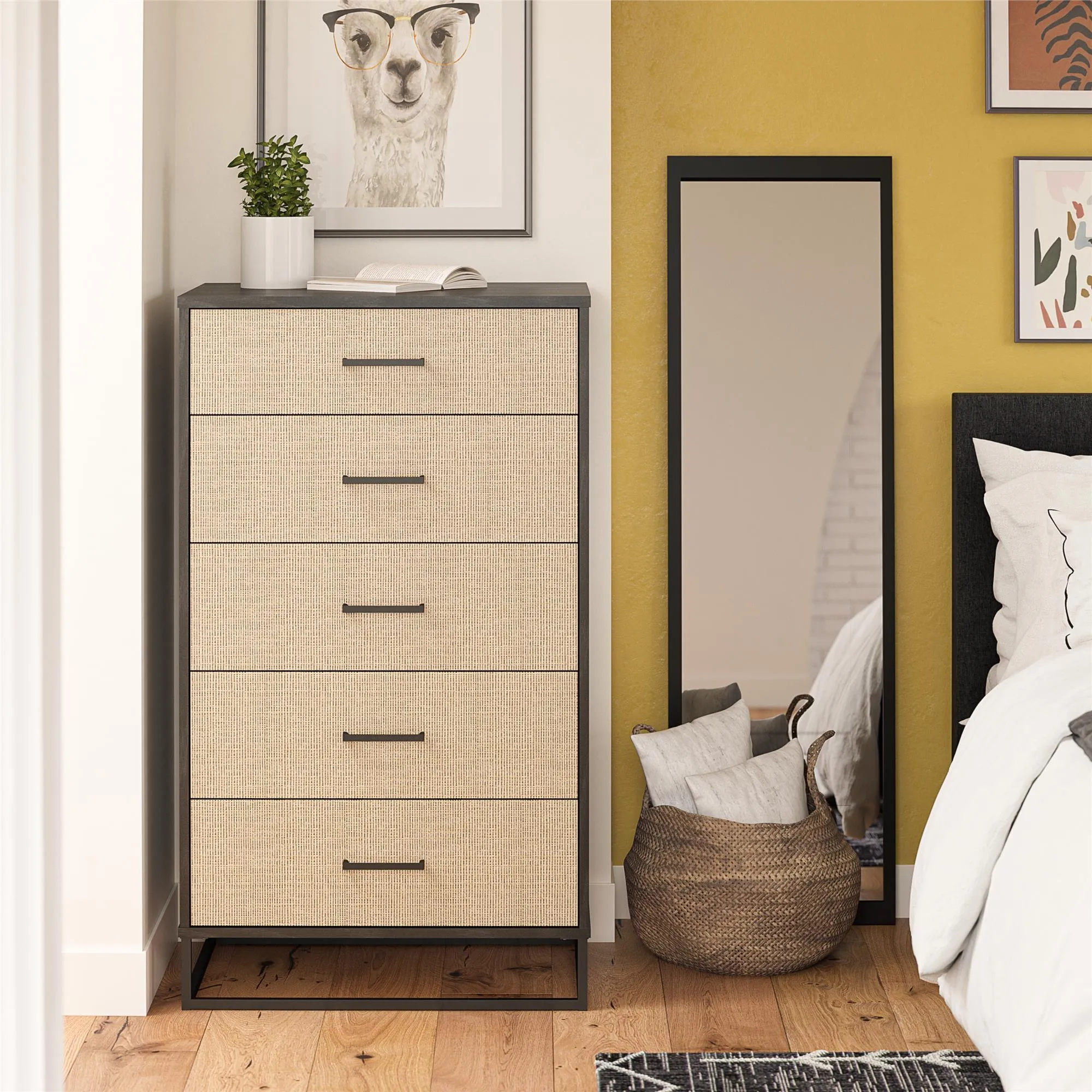 Kelly 5 Drawer Dresser